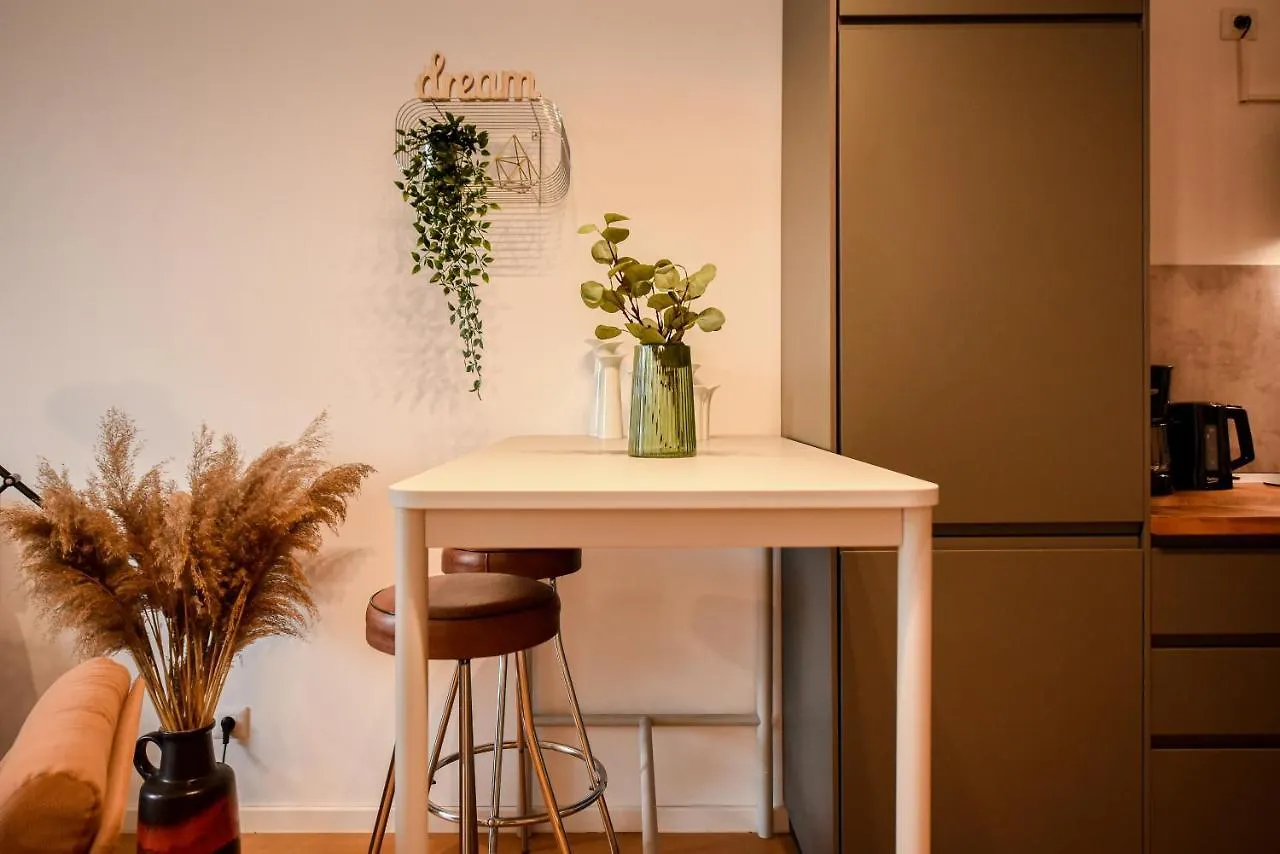The Geometrist - Stunning 1Br Apt With Balcony Bucharest Romania