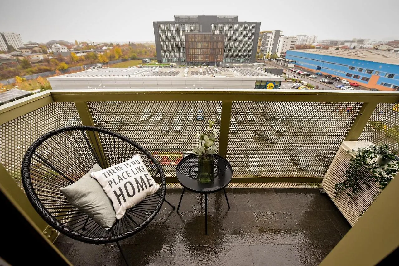 The Geometrist - Stunning 1Br Apt With Balcony Bucharest 0*,  Romania