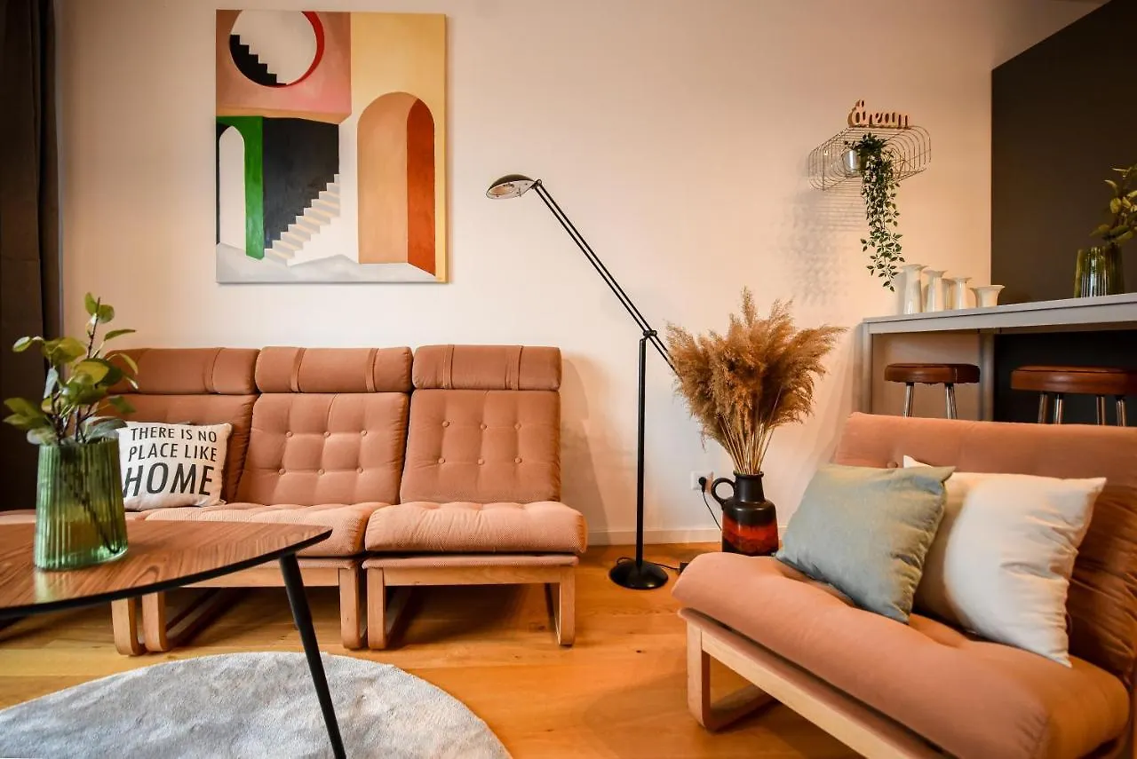Apartment The Geometrist - Stunning 1Br Apt With Balcony Bucharest