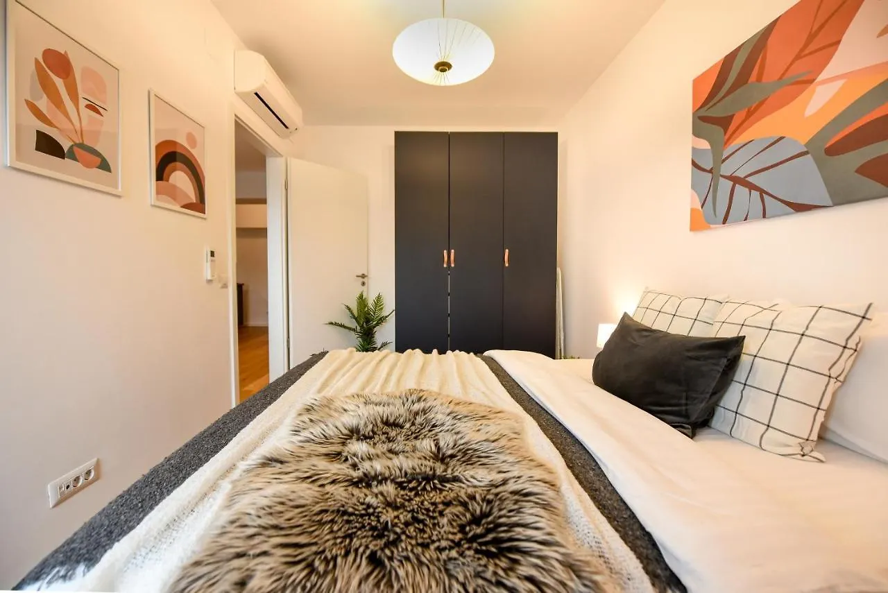 The Geometrist - Stunning 1Br Apt With Balcony Bucharest 0*,