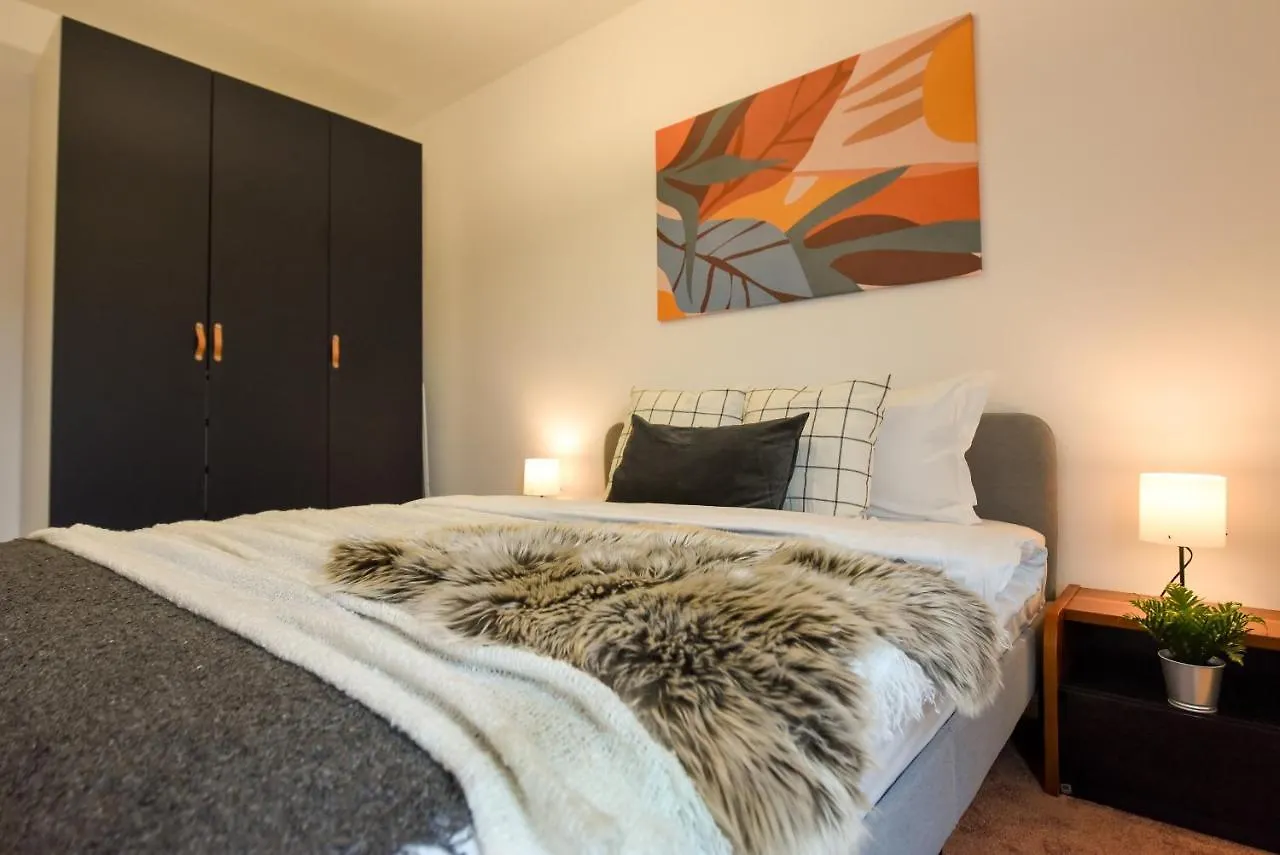 The Geometrist - Stunning 1Br Apt With Balcony Bucharest Apartment